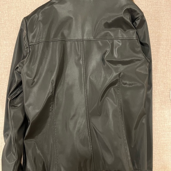 Colebrook and Co Black Rain Jacket Large - Picture 6 of 6